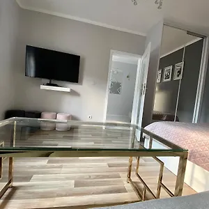 https://glamour-apartment.sopothotels.com